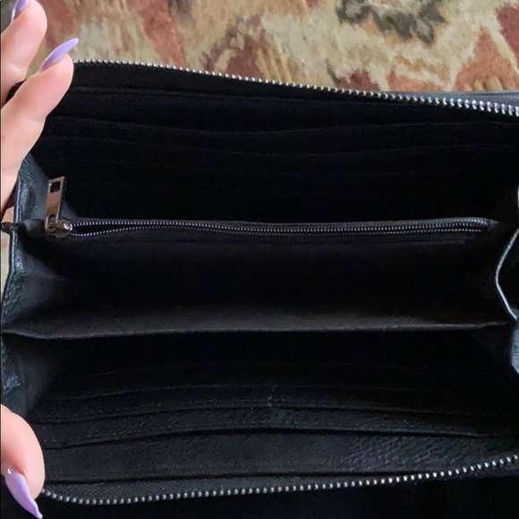 Black wallet - Picture 3 of 3